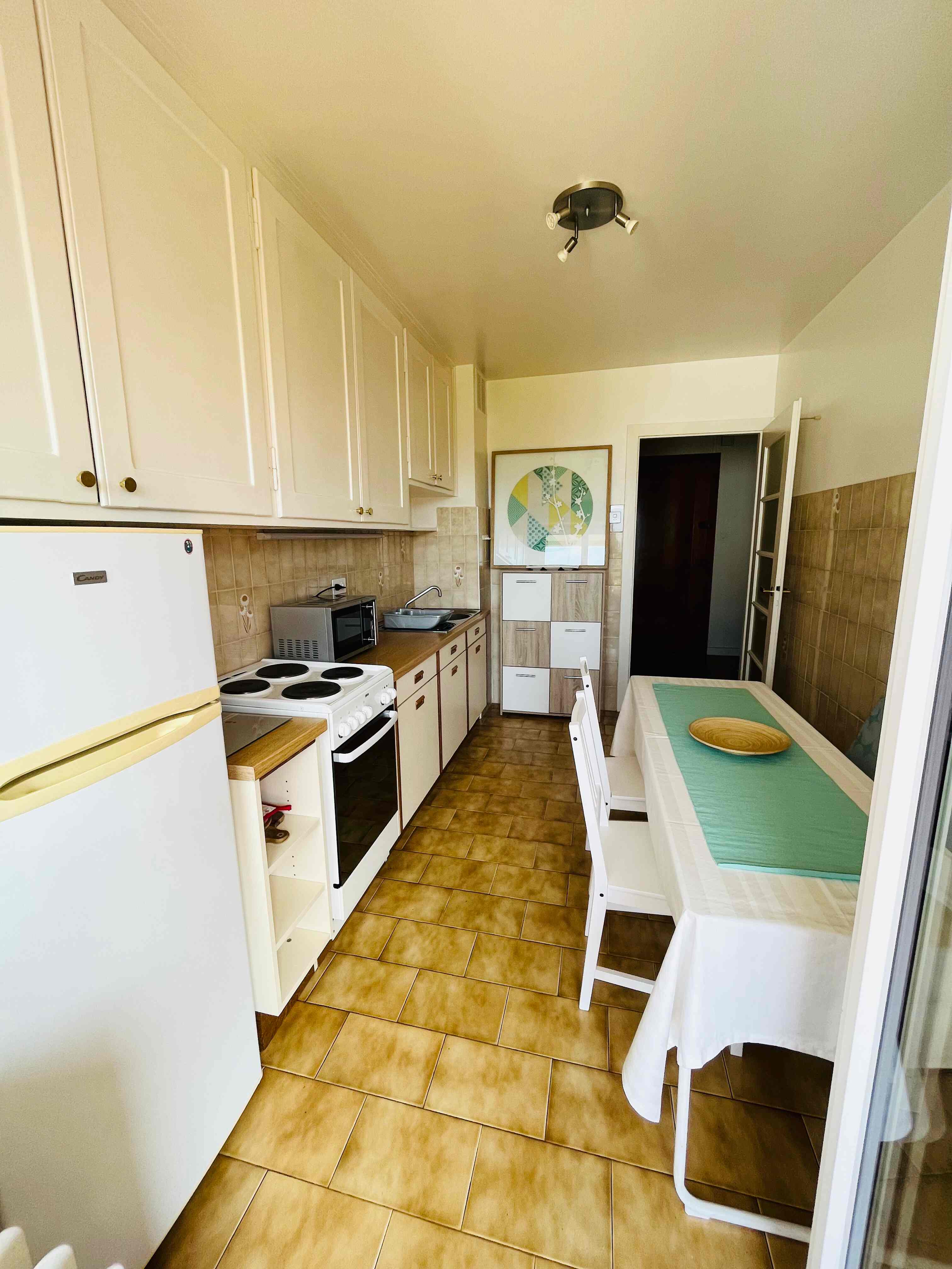 2.5 Rooms Rooms,Appartement,1011